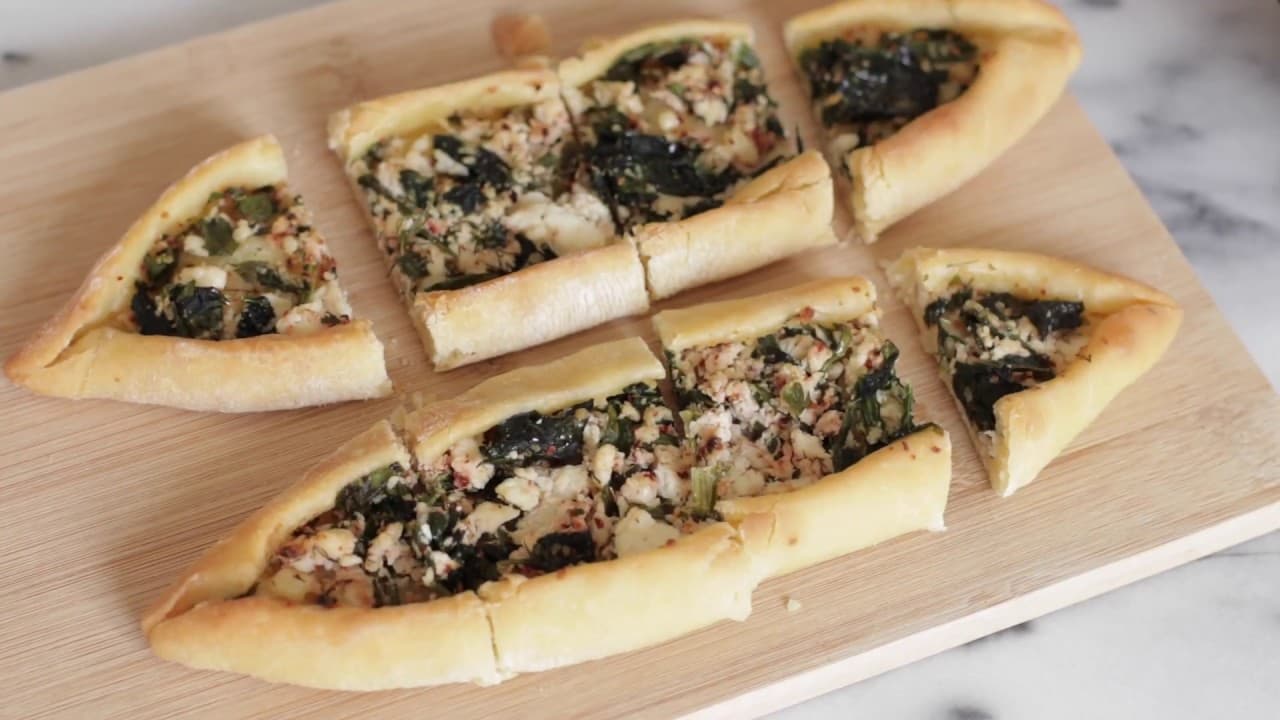 Mancarlı Pide (Peynir Opsiyonlu)